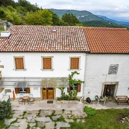 Seki Sest Villa