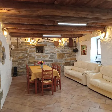 Villa Seki Sest Socerga